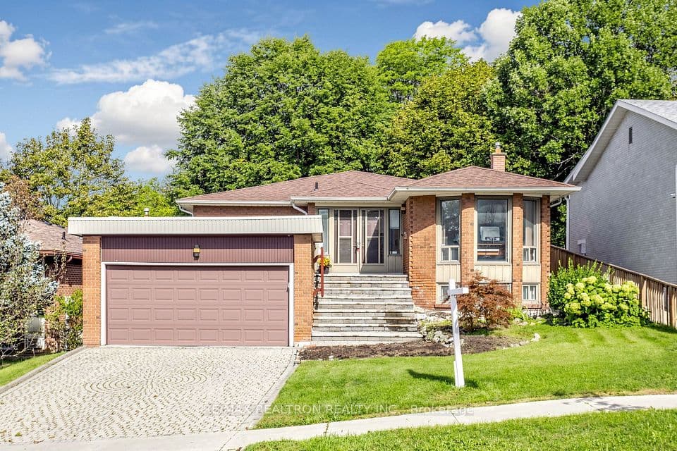 123 Francine Drive, Toronto, ON M2H 2H1 – main photo