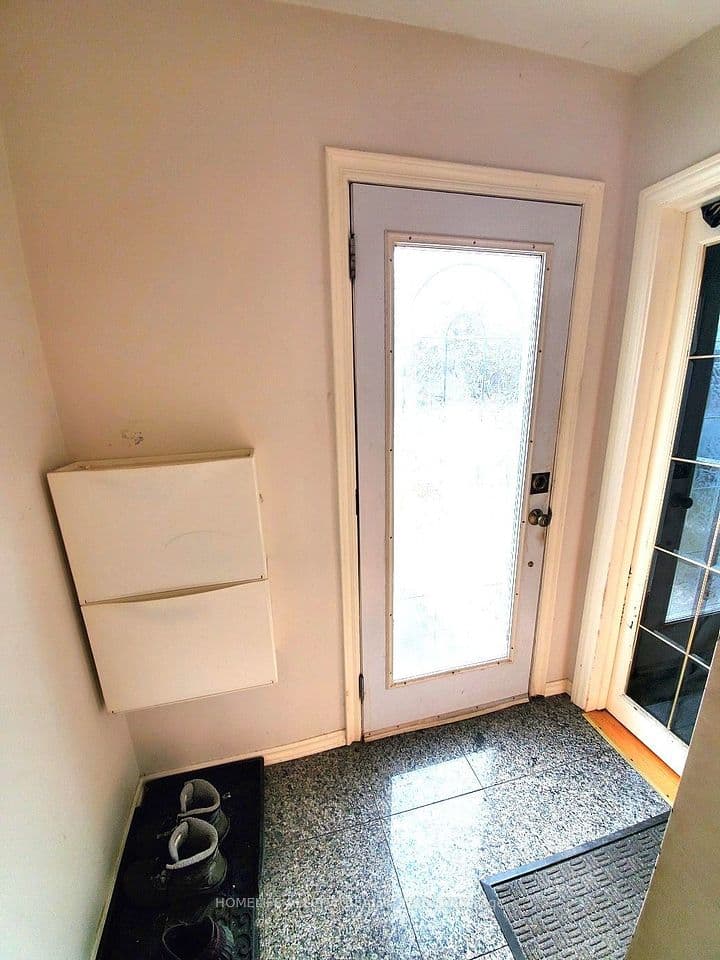 4 Bevdale Road, Toronto, ON M2N 2G2 – photo 3