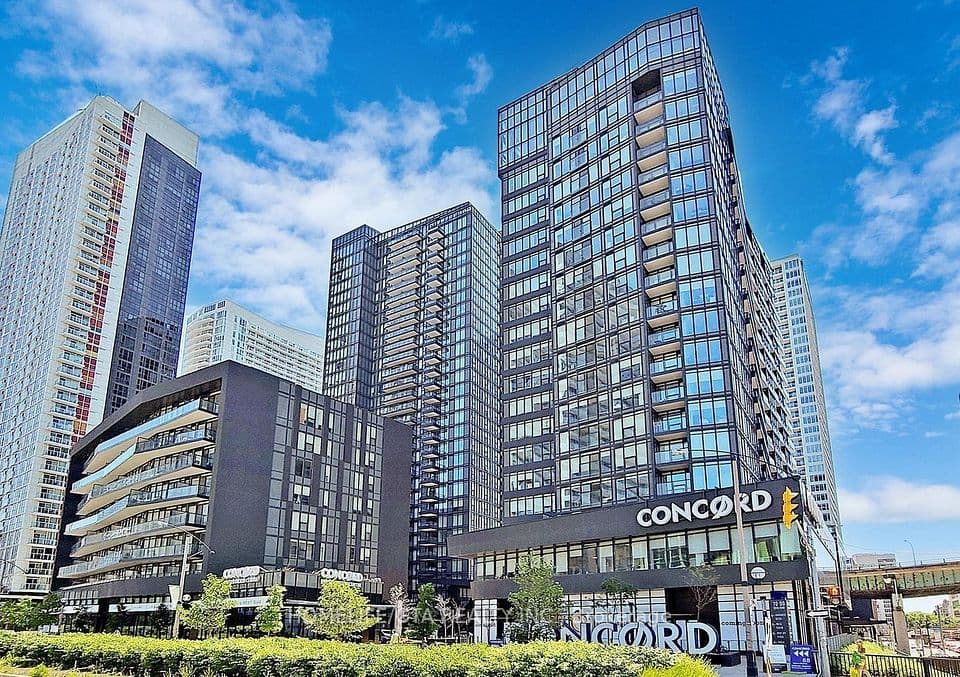 70 Queens Wharf Road 2305, Toronto, ON M5V 0J2 – main photo