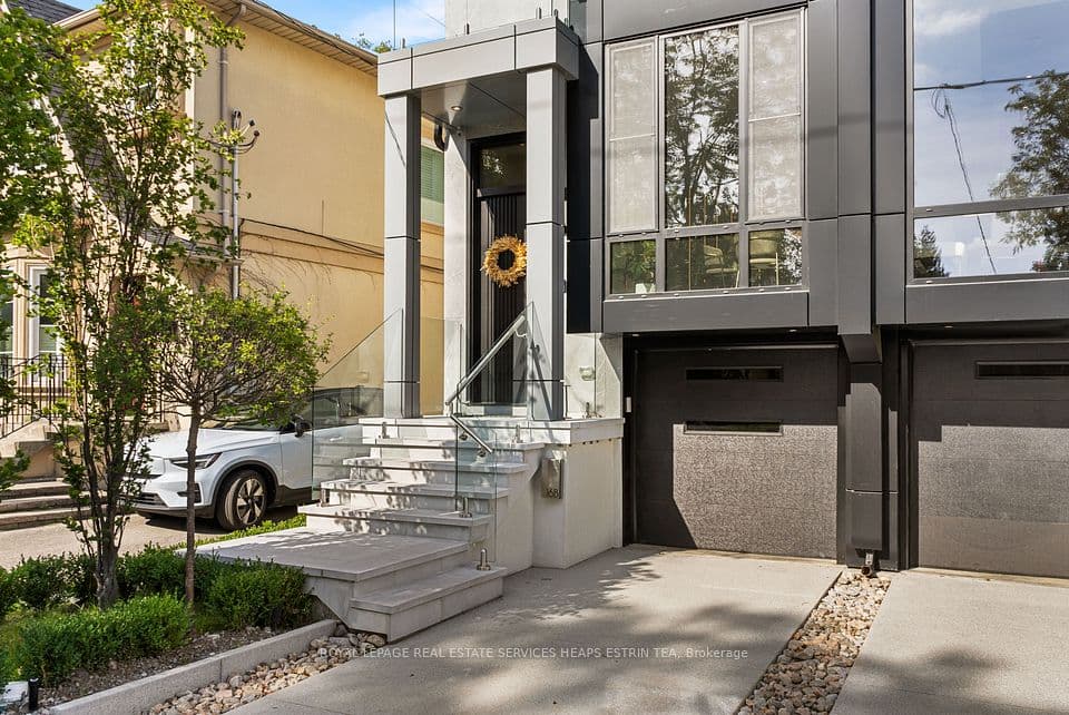 16B Kenrae Road, Toronto, ON M4G 1Y1 – photo 2