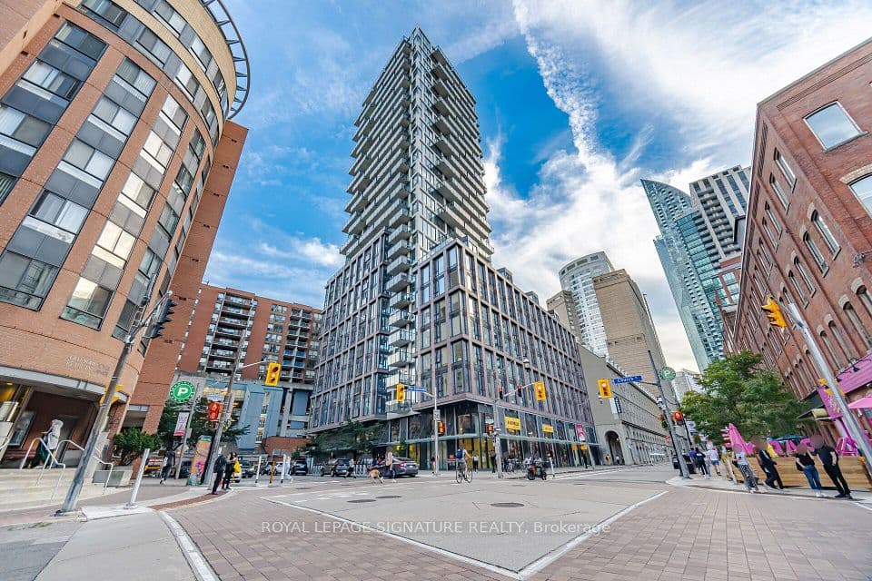2A Church Street 314, Toronto, ON M5E 0E1 – main photo