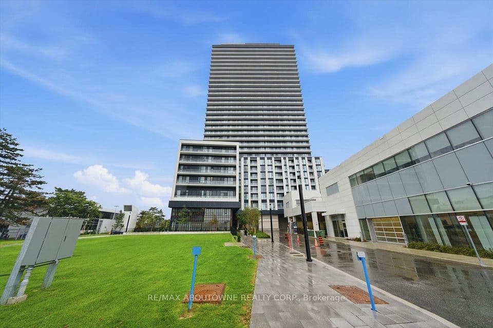 5858 Yonge Street 1623, Toronto, ON M2M 0C6 – main photo