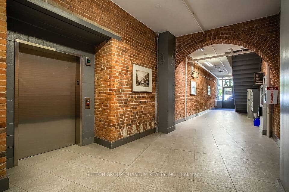 81A Front Street E 413, Toronto, ON M5E 1Z7 – photo 2