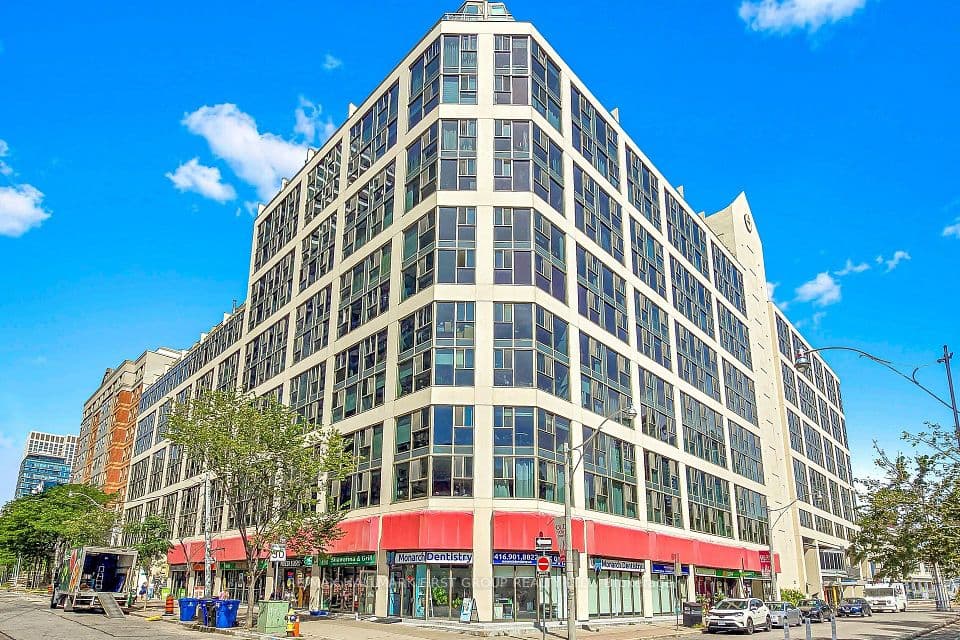 222 The Esplanade 904, Toronto, ON M5A 4M8 – main photo