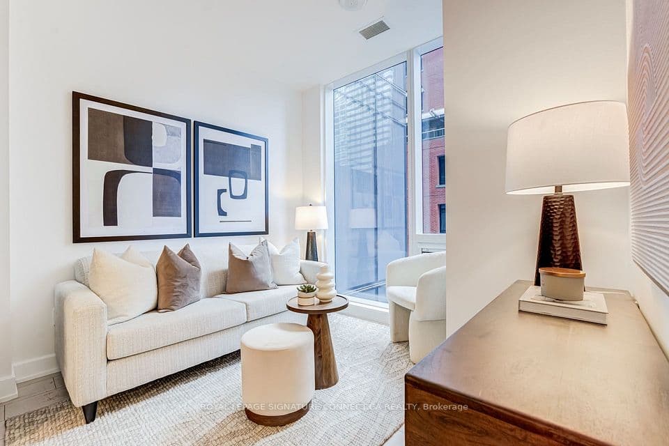 15 Mercer Street 317, Toronto, ON M5V 1H2 – photo 3