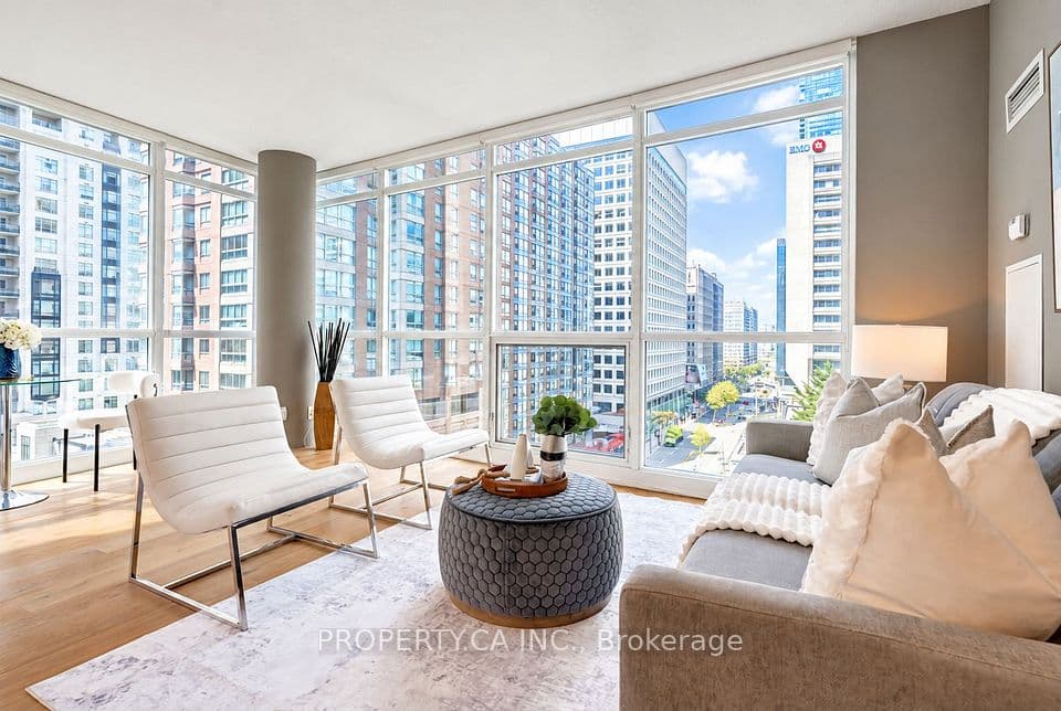 1121 Bay Street 904, Toronto, ON M5S 3L9 – main photo