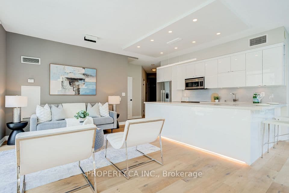 1121 Bay Street 904, Toronto, ON M5S 3L9 – photo 3