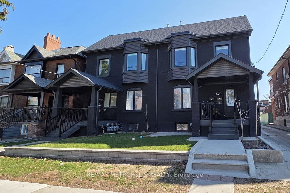 447 - 449 Lansdowne Avenue, Toronto, ON M6H 3Y2 – main photo