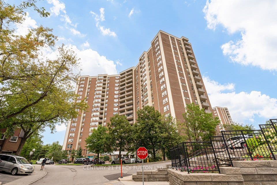 5 Vicora Linkway #614, Toronto, ON M3C 1A4 – main photo