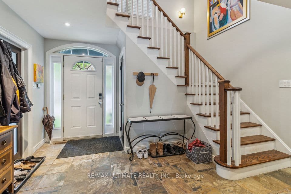 181 Bayview Heights Drive, Toronto, ON M4G 2Z1 – photo 3