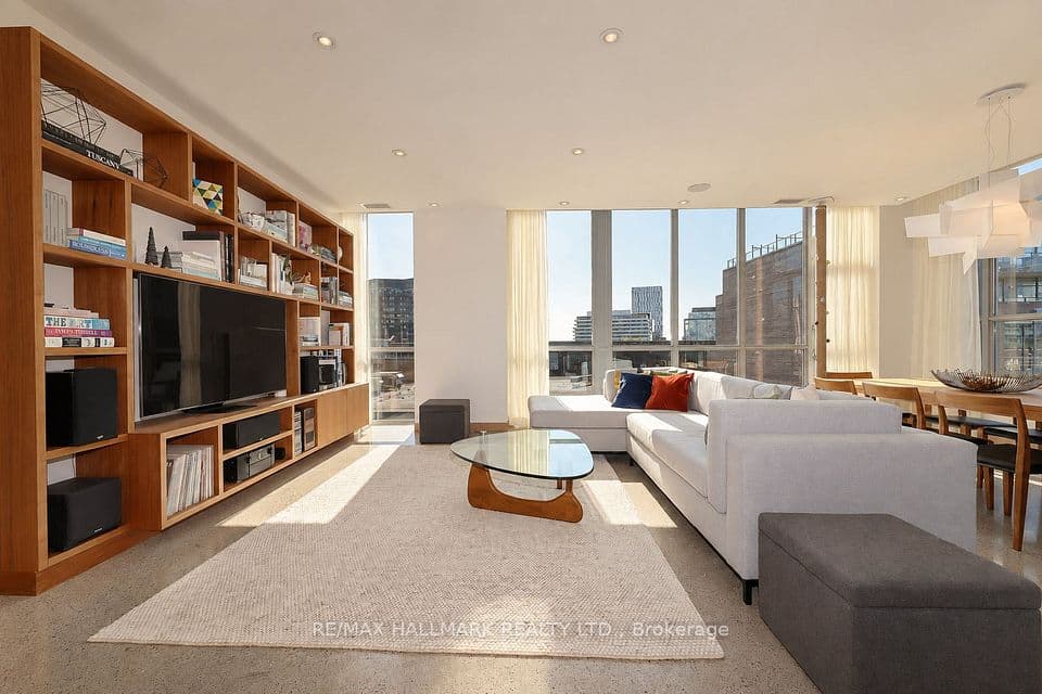 510 King Street E 402, Toronto, ON M5A 0E5 – photo 2