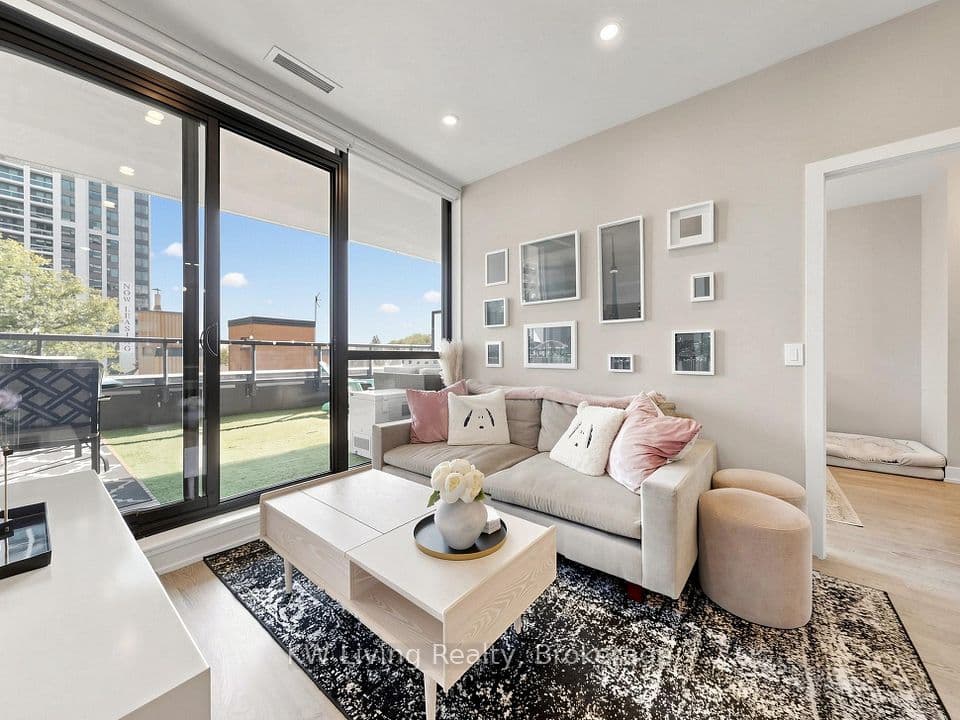 11 Lillian Street 406, Toronto, ON M4S 0C3 – photo 2
