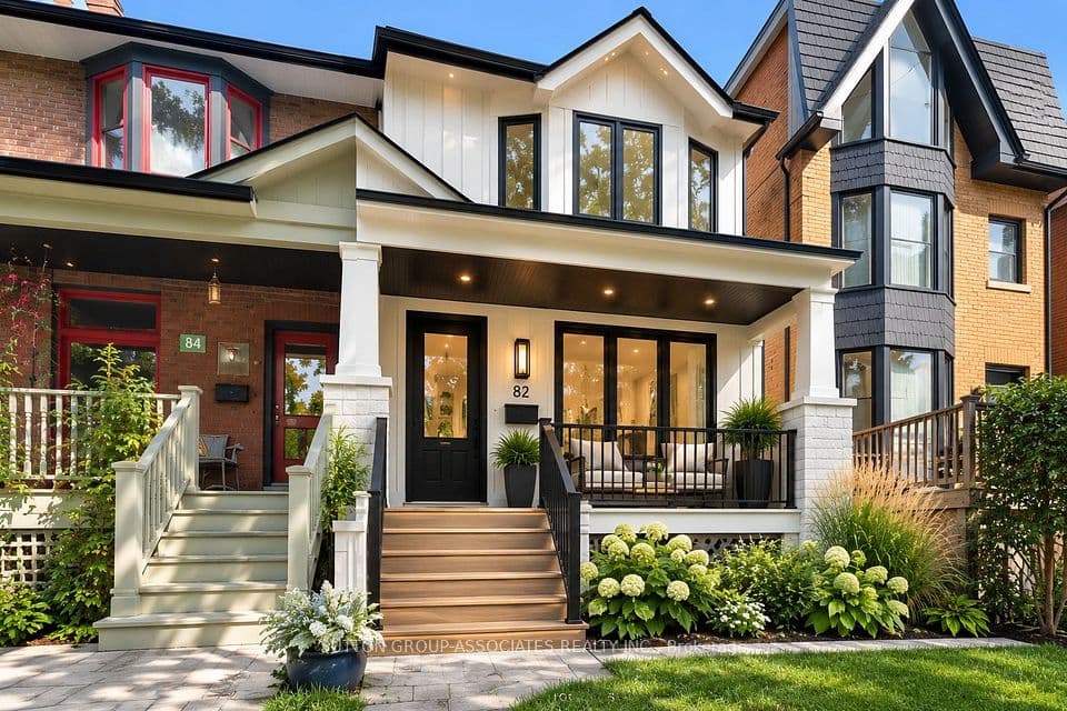 82 Helena Avenue, Toronto, ON M6G 2H2 – main photo