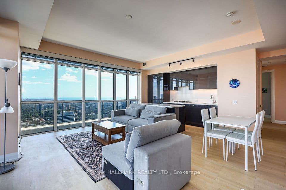 7 Grenville Street 6005, Toronto, ON M4Y 0E9 – main photo