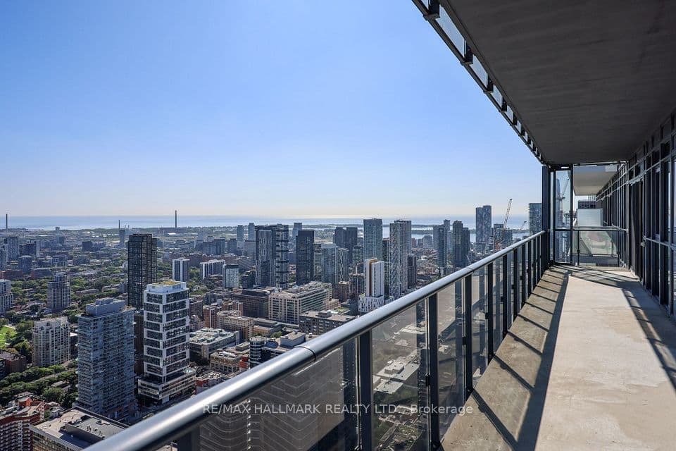 7 Grenville Street 6005, Toronto, ON M4Y 0E9 – photo 3