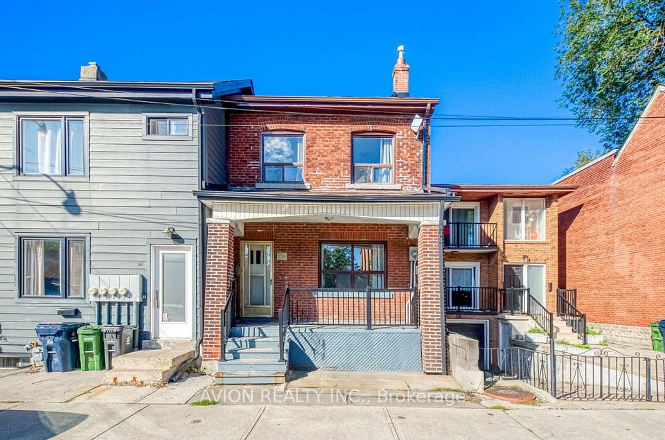 54 Ryerson Avenue, Toronto, ON M5T 2P5 – main photo