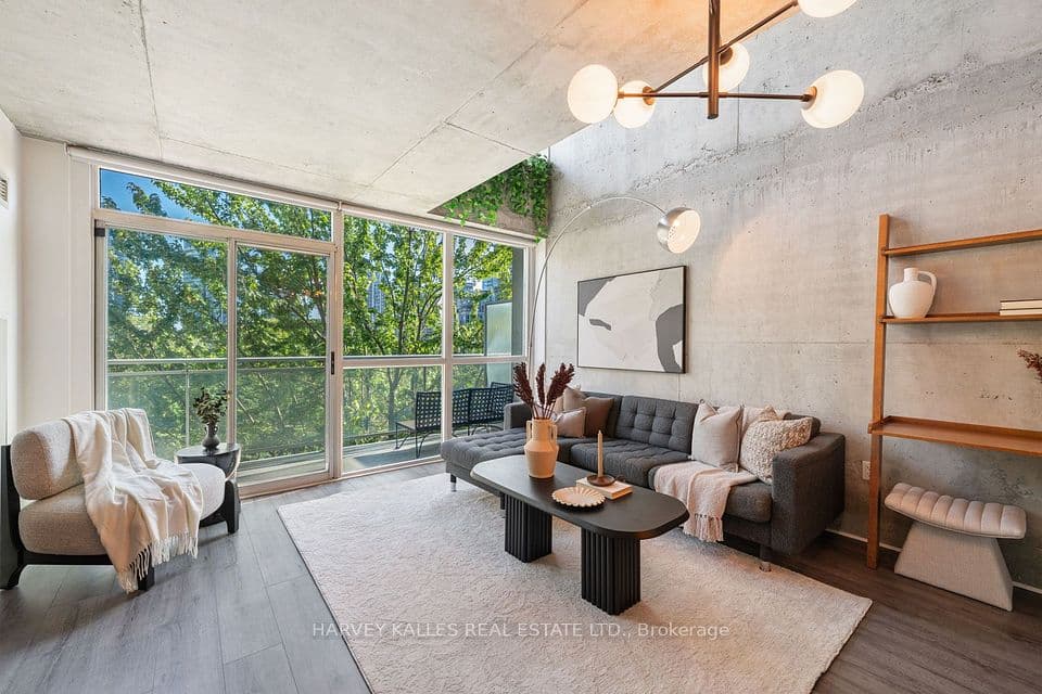 954 King Street W 507, Toronto, ON M6K 3L9 – main photo
