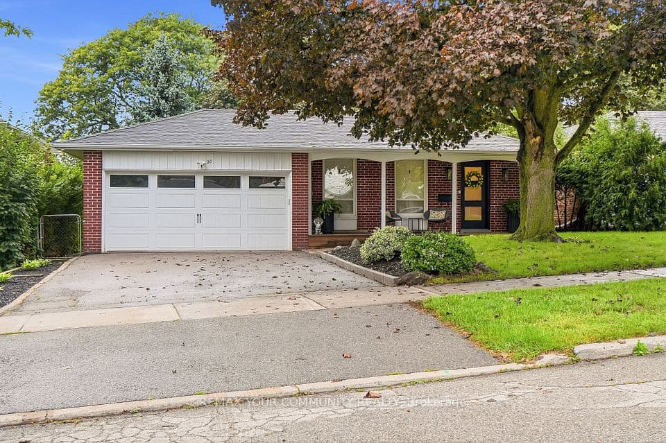 20 Ringwood Crescent, Toronto, ON M2J 1C9 – main photo