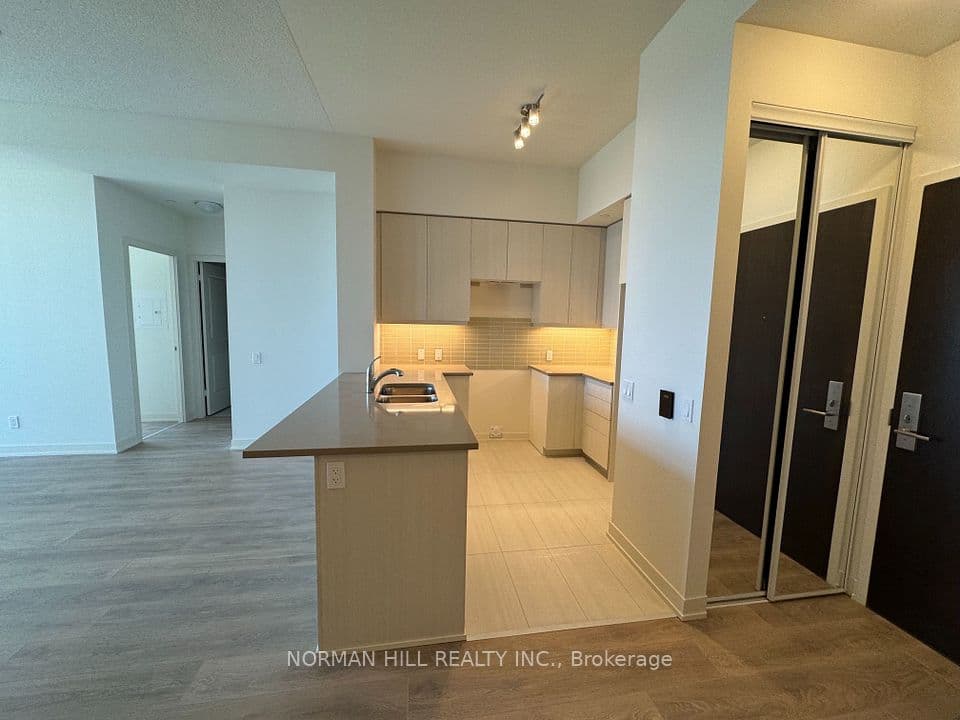4955 Yonge Street PH502, Toronto, ON M2N 0L8 – photo 3