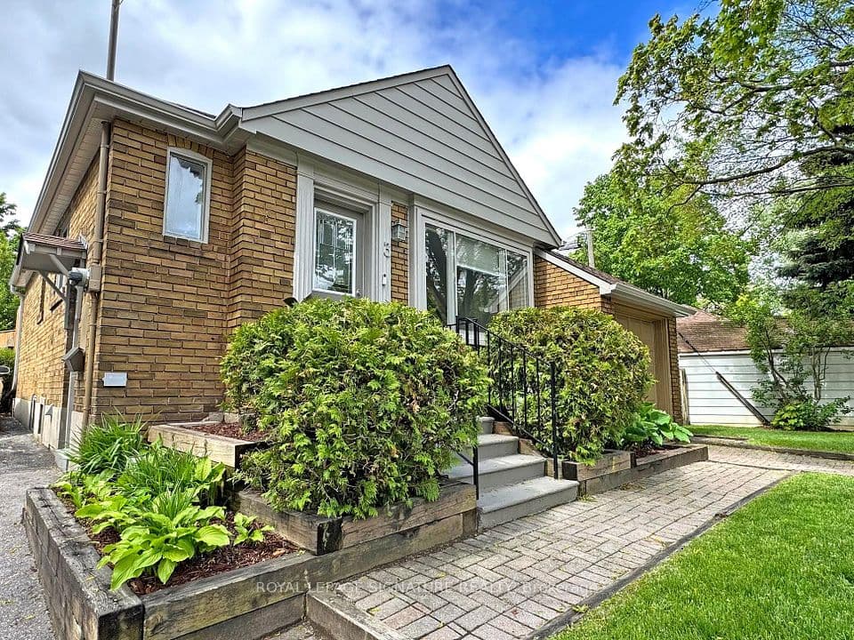 3 Kenrae Road, Toronto, ON M4G 1X9 – photo 2