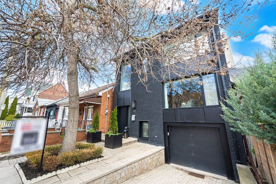 99 Claremont Street, Toronto, ON M6J 2M7 – photo 2