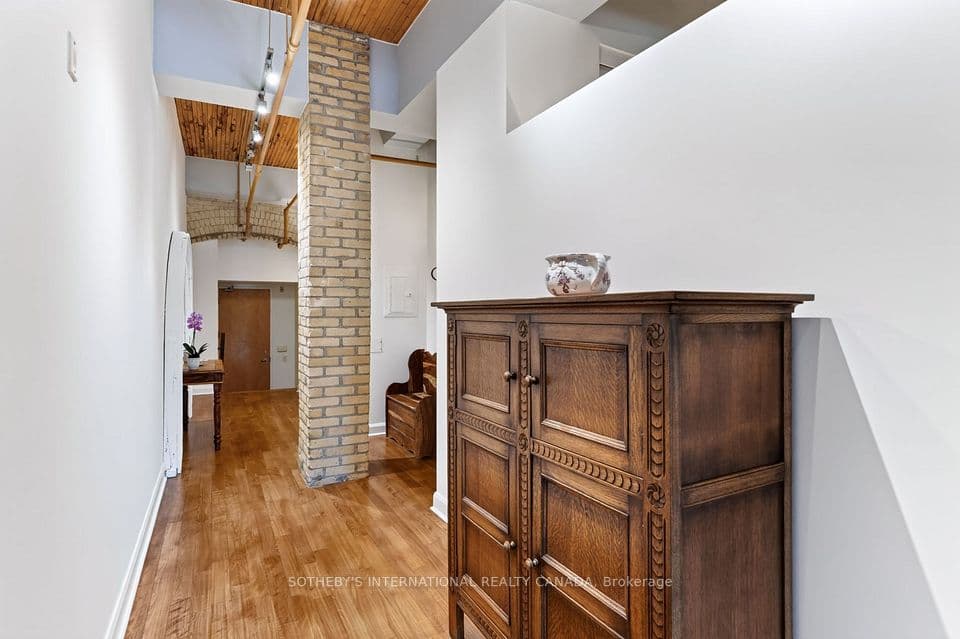993 Queen Street W 208, Toronto, ON M6J 1H2 – photo 3