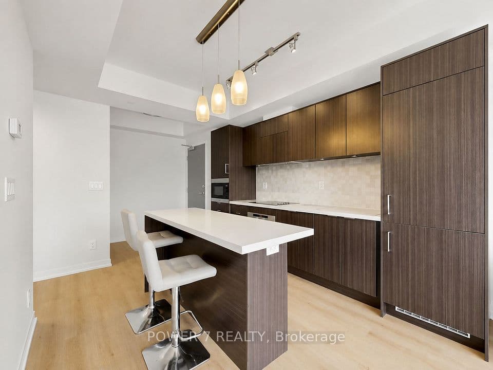 21 Widmer Street 4207, Toronto, ON M5V 0B8 – photo 3