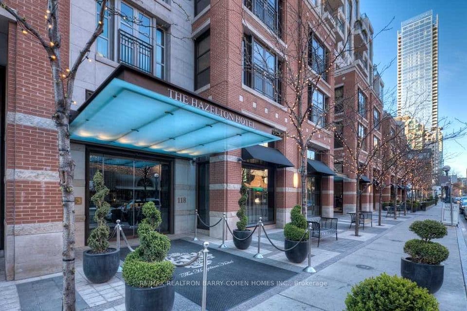 118 Yorkville Avenue 703, Toronto, ON M5R 1C2 – main photo