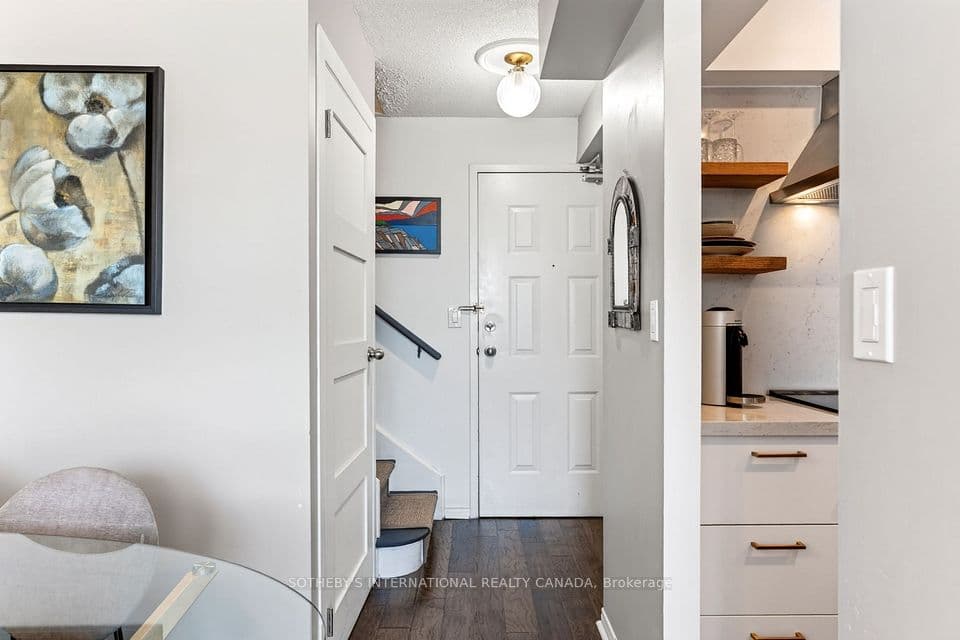 222 The Esplanade 907, Toronto, ON M5A 4M8 – photo 2