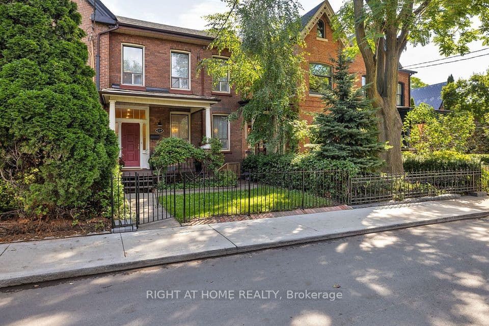 239 Seaton Street, Toronto, ON M5A 2T5 – photo 2