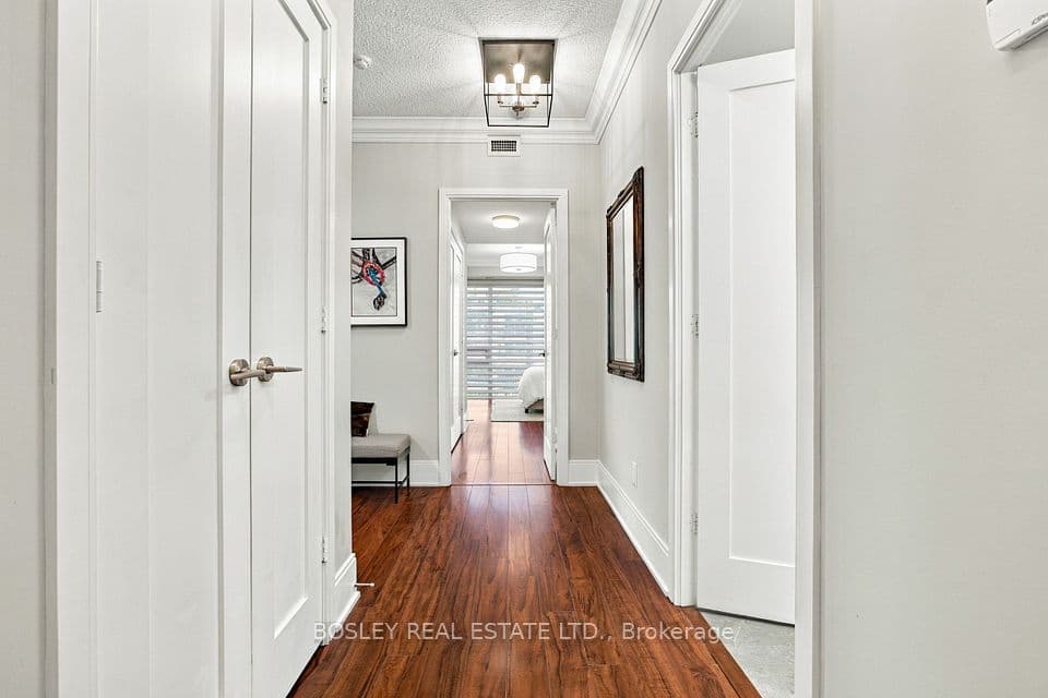 25 Broadway Avenue 802, Toronto, ON M4P 1T7 – photo 2