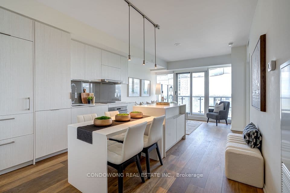 1 Bloor Street E 4710, Toronto, ON M4W 1A9 – photo 2