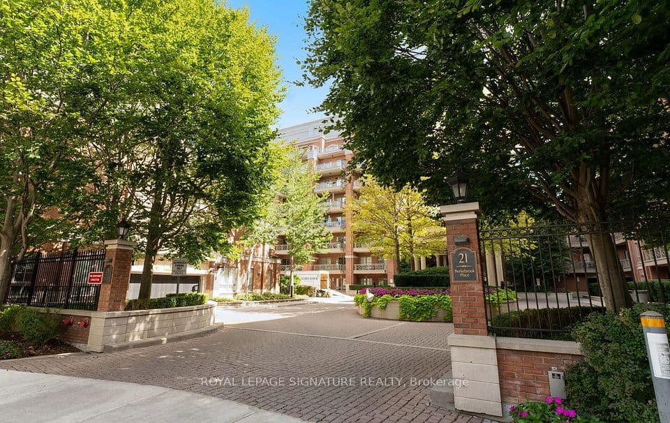 21 Burkebrook Place 337, Toronto, ON M4G 0A2 – main photo