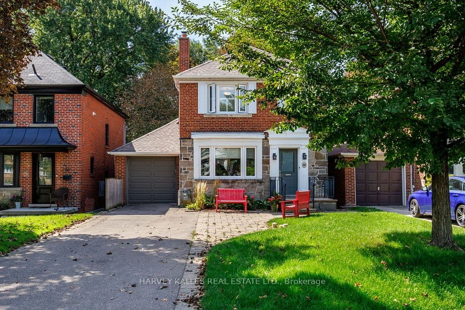 52 Park Hill Road, Toronto, ON M6C 3N1 – main photo