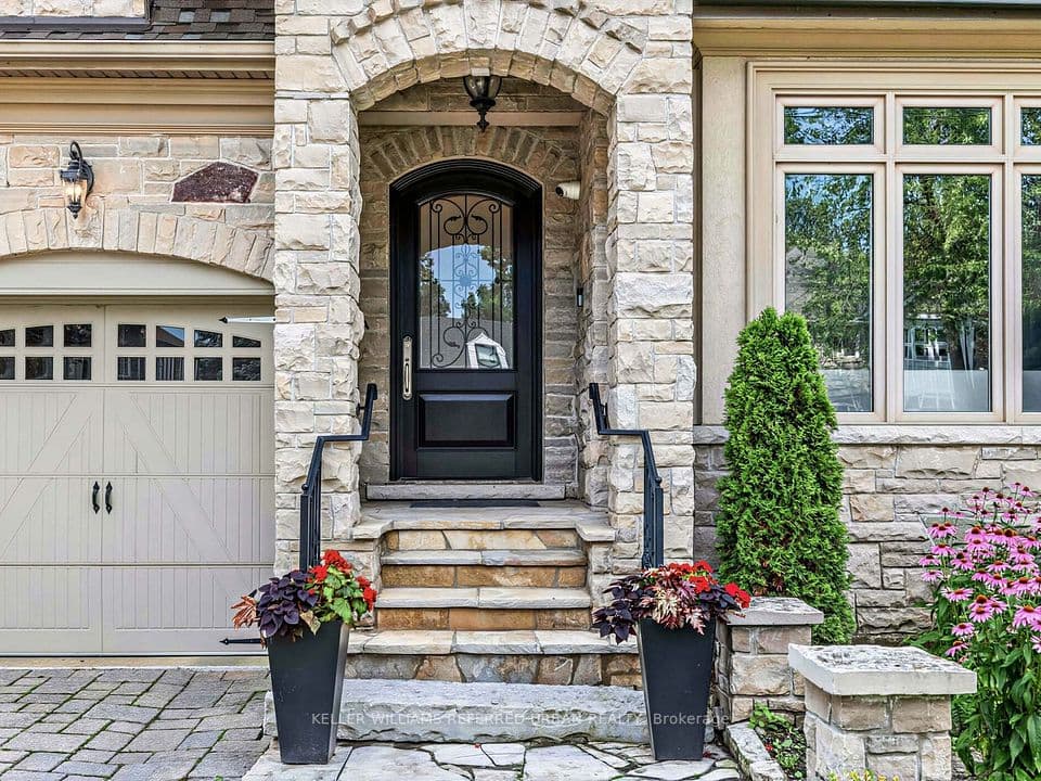 47 Lurgan Drive, Toronto, ON M2R 1K7 – photo 2