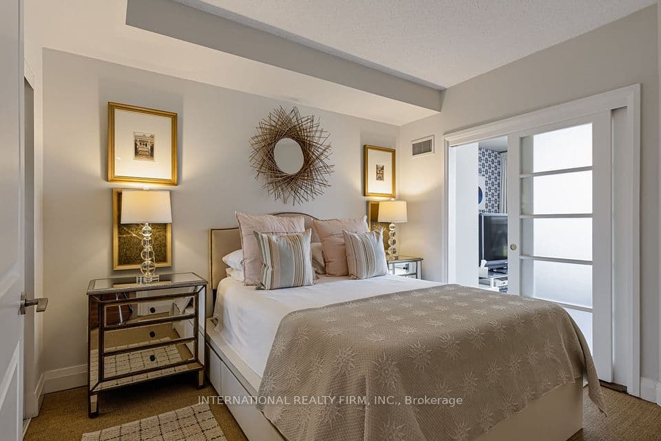 1430 Yonge Street 204, Toronto, ON M4T 1Y6 – photo 3