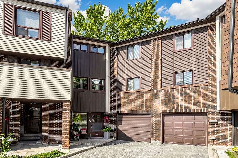 10 TURRET HILLWAY Way, Toronto, ON M2H 3A8 – main photo