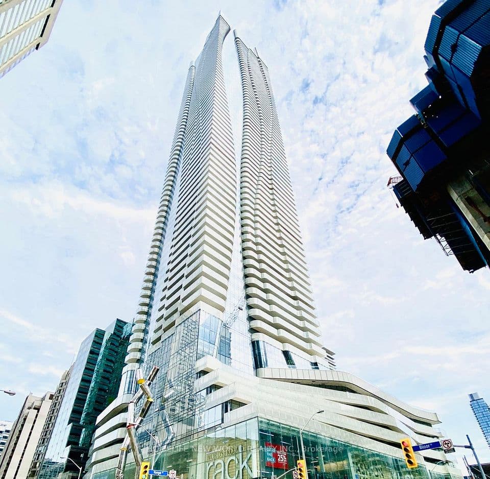 1 Bloor Street E 5004, Toronto, ON M4W 0A8 – main photo
