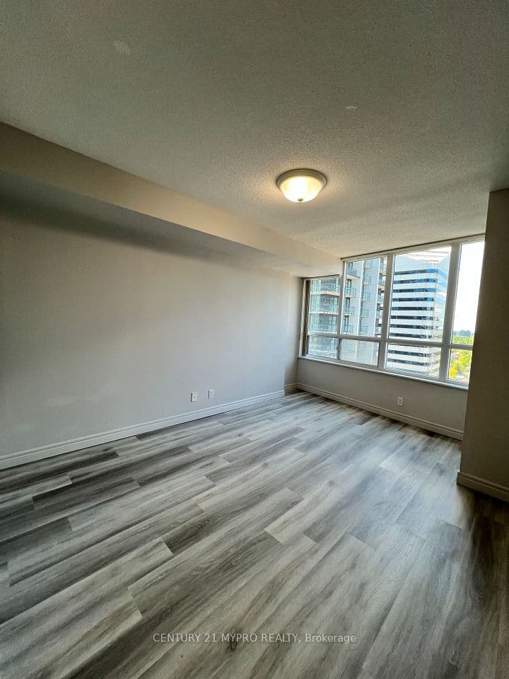 23 Hollywood Avenue 2702, Toronto, ON M2N 7L8 – photo 3