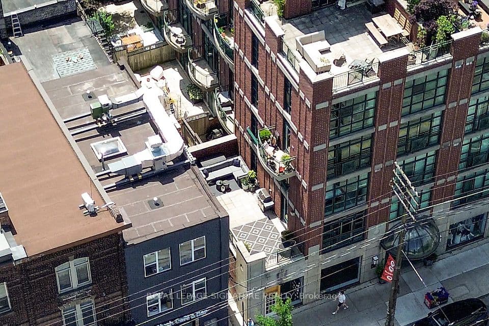 901 Queen Street W 231, Toronto, ON M6J 3X4 – photo 2