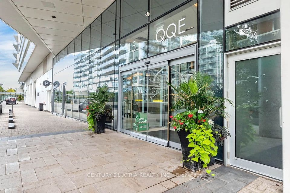 15 Queens Quay E 1108, Toronto, ON M5E 0C5 – photo 3