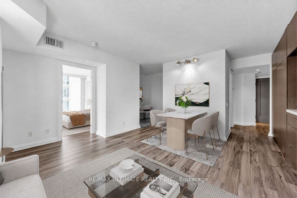 155 Yorkville Avenue 1607, Toronto, ON M5R 0B4 – photo 2