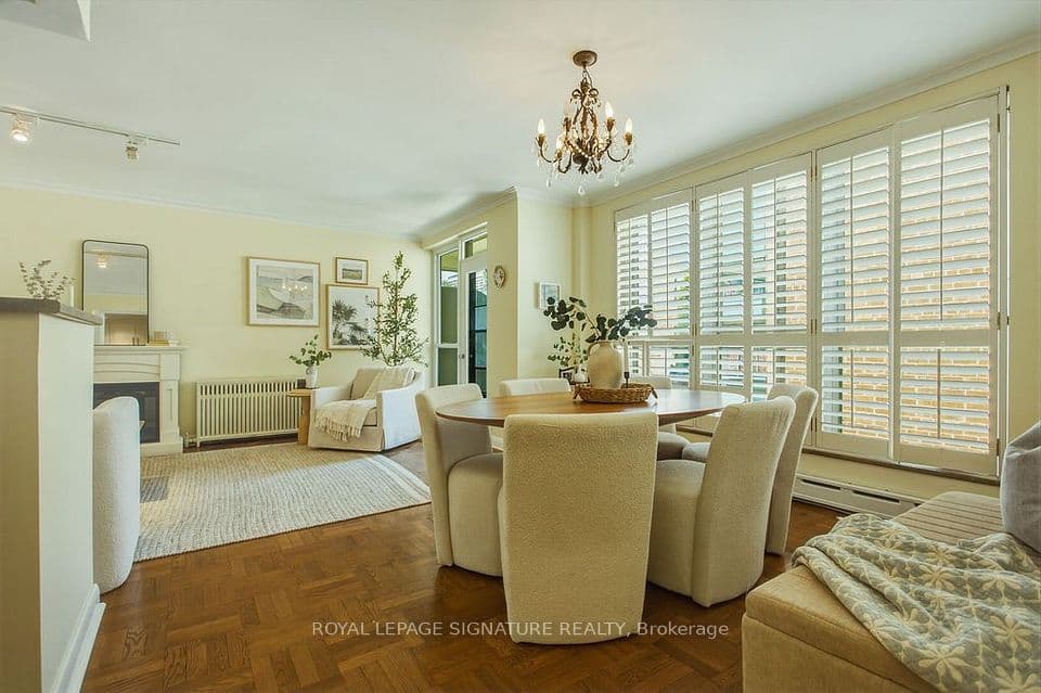 30 Elm Avenue 203, Toronto, ON M4W 1N5 – main photo