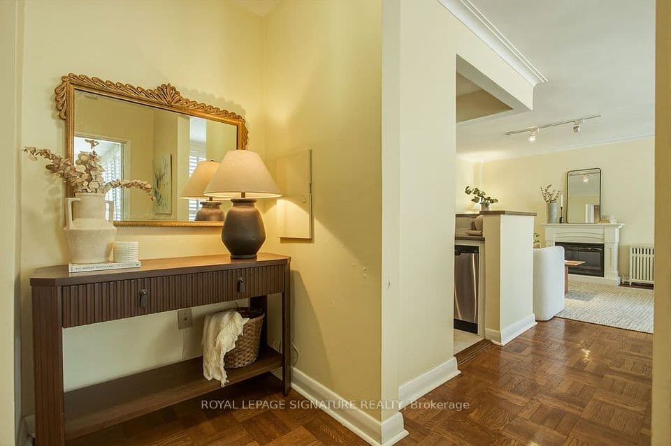 30 Elm Avenue 203, Toronto, ON M4W 1N5 – photo 3