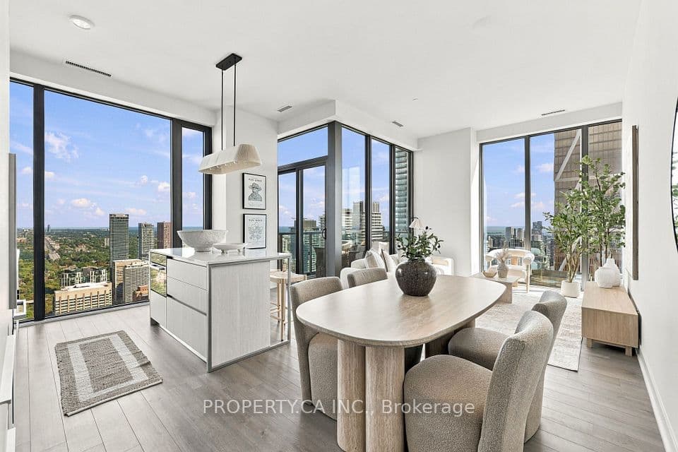 8 Cumberland Street 5104, Toronto, ON M4W 0B6 – photo 2