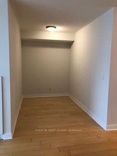 18 Yorkville Avenue 1406, Toronto, ON M4W 3Y8 – photo 2