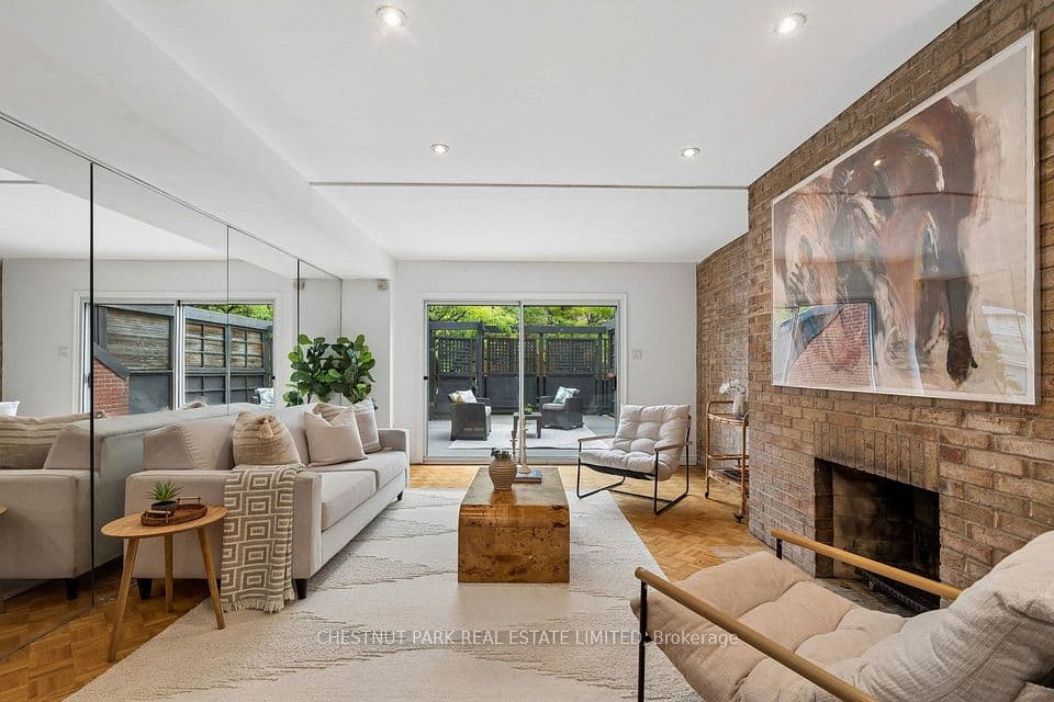 76 Alcorn Avenue, Toronto, ON M4V 1E4 – photo 3