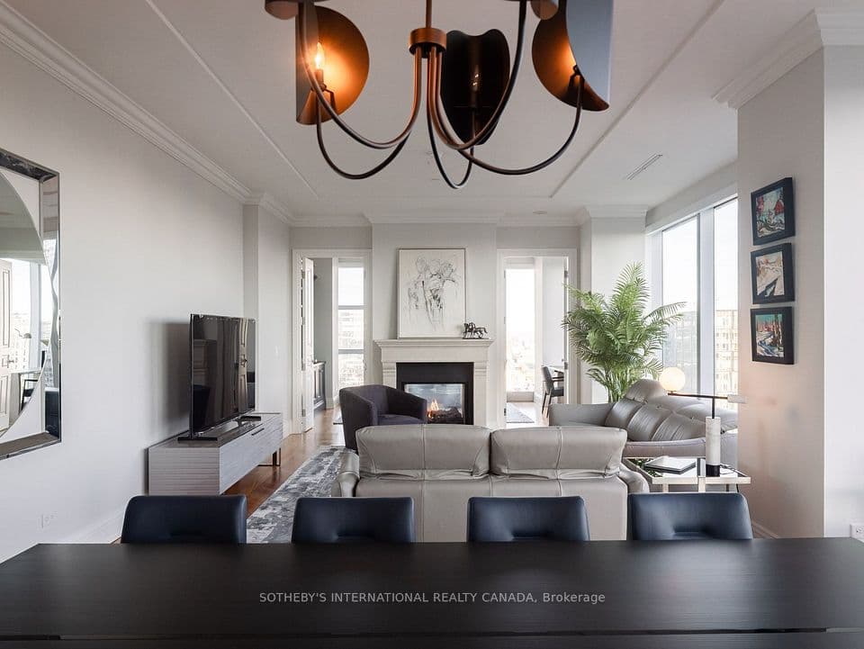 183 Wellington Street W 4301, Toronto, ON M5V 0A1 – photo 3