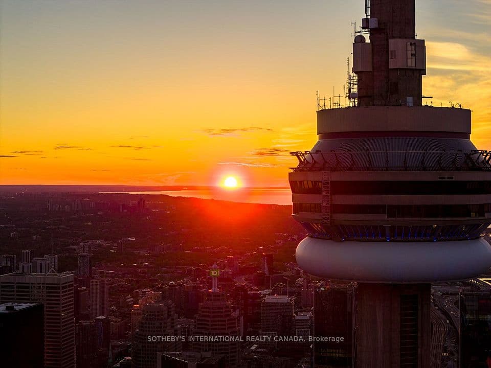 183 Wellington Street W 4301, Toronto, ON M5V 0A1 – main photo