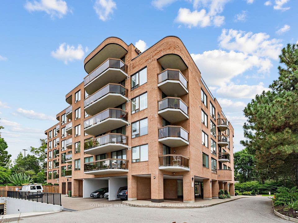 96 Fifeshire Road 501, Toronto, ON M2L 2X9 – main photo